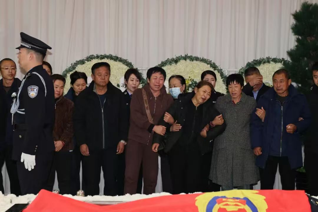 微信图片_20251011111516_280 微信图片_20251011111516_280